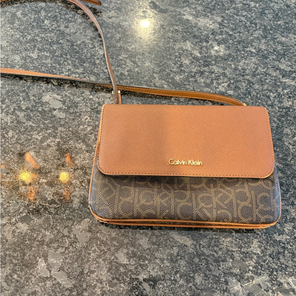 Calvin Klein Crossbody purse